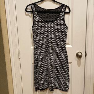 INC Black & White Sleeveless Figure-Flattering Summer Dress